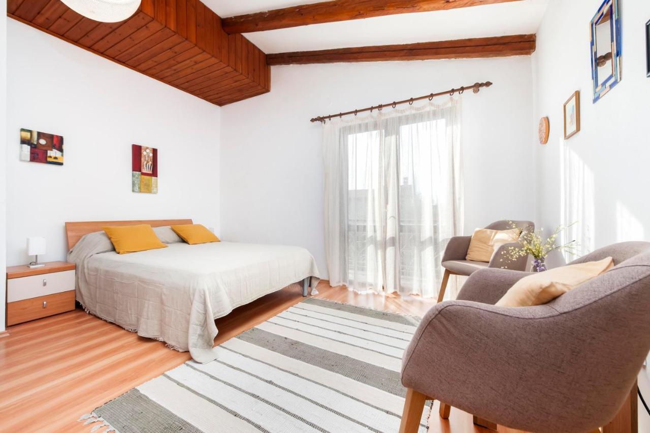 Studio And Room Tea Ровинь Экстерьер фото